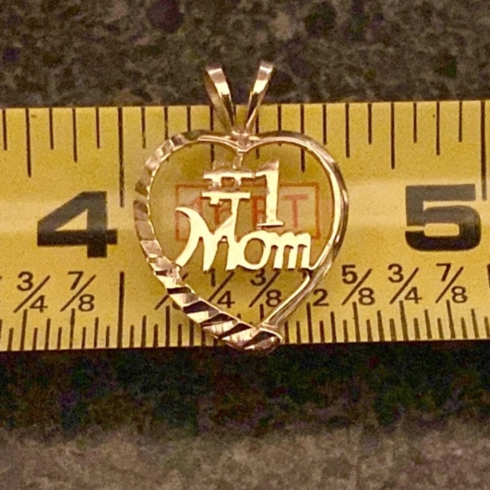 14K SOLID YELLOW GOLD #1 MOM HEART PENDANT GOLD CHAIN SIGNED AURAFIN - AUTHENTIC - Picture 4 of 16